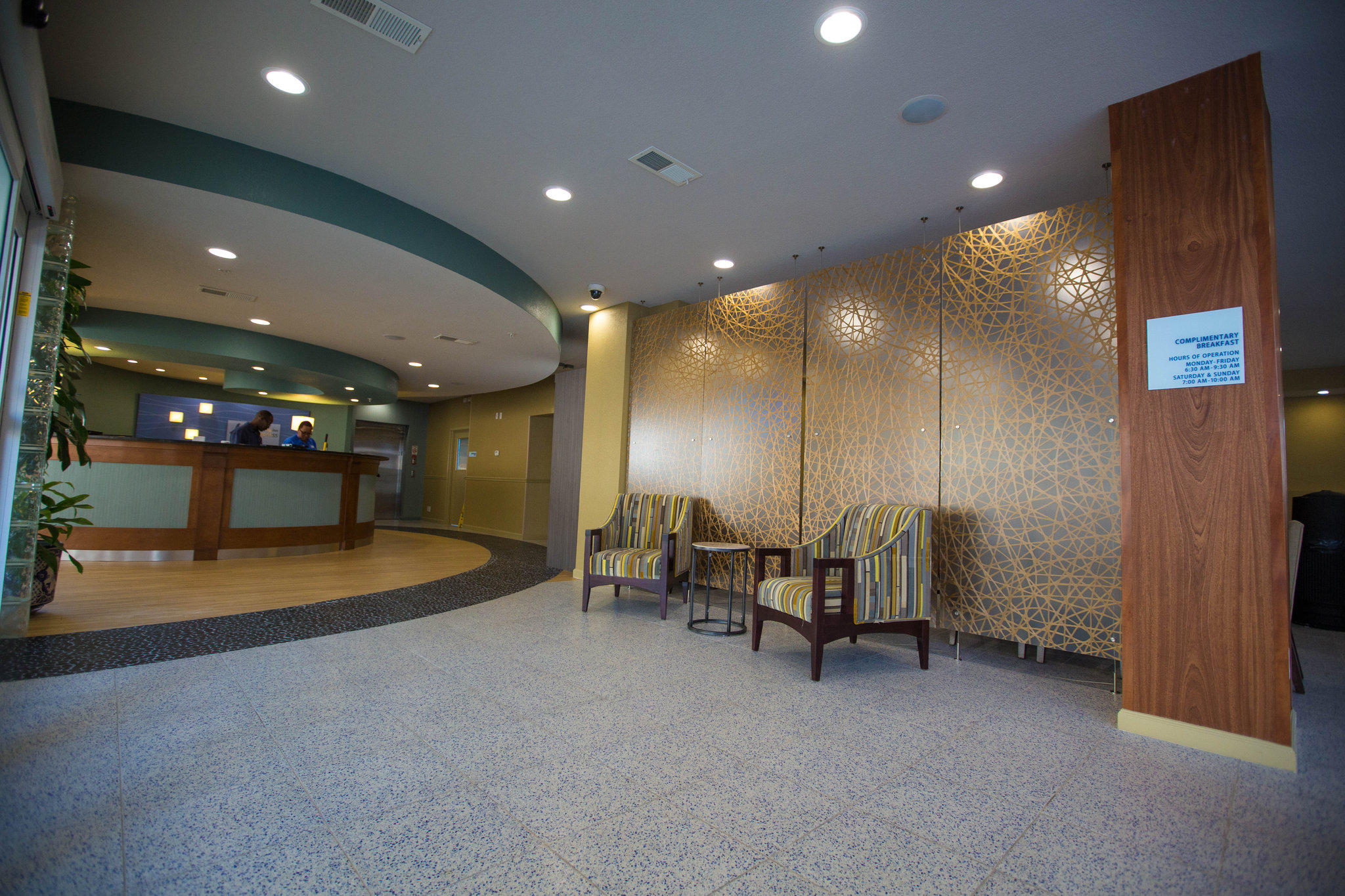 Holiday Inn Express St Louis - Central West End Photo