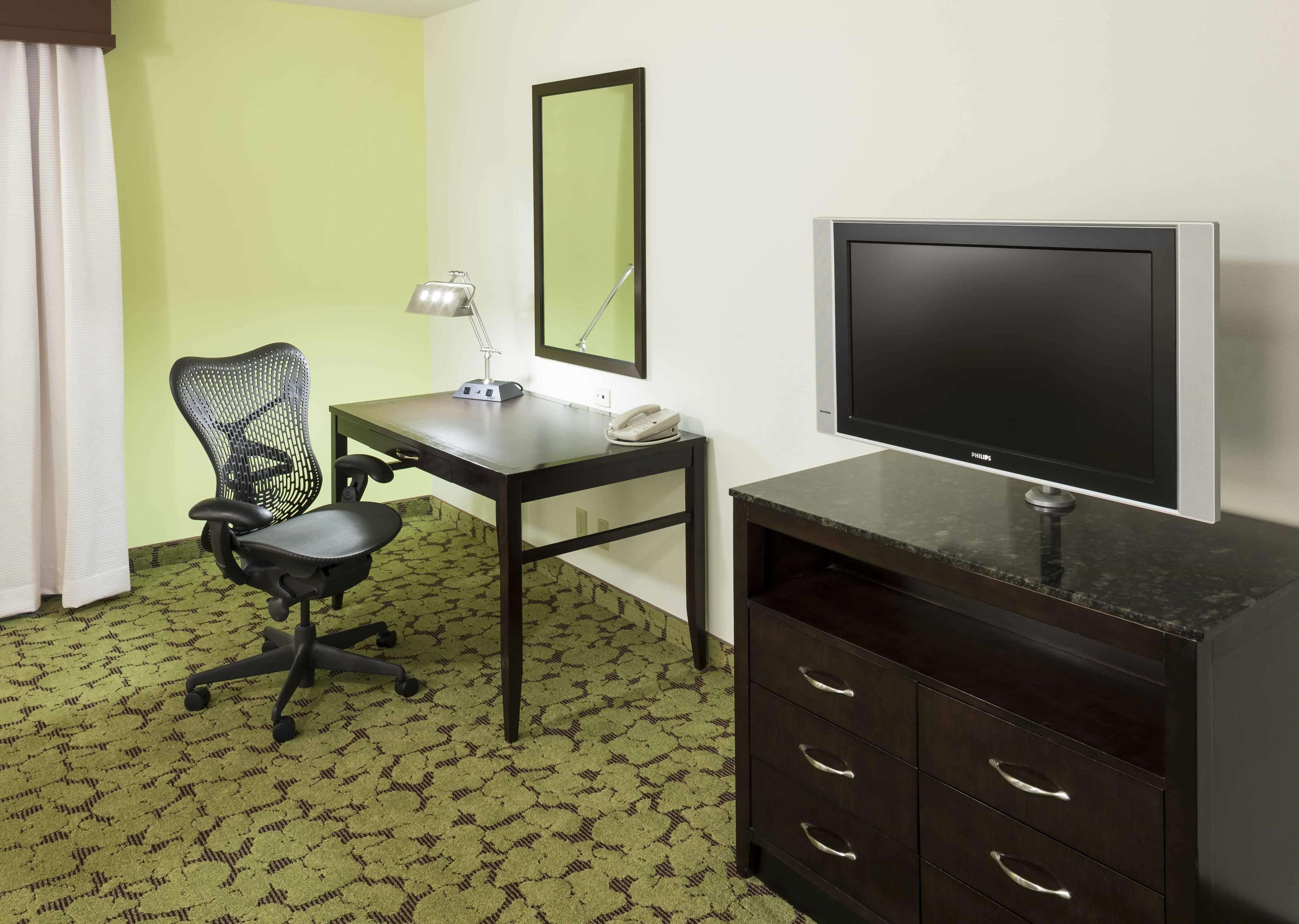 Hilton Garden Inn Dallas Lewisville Photo