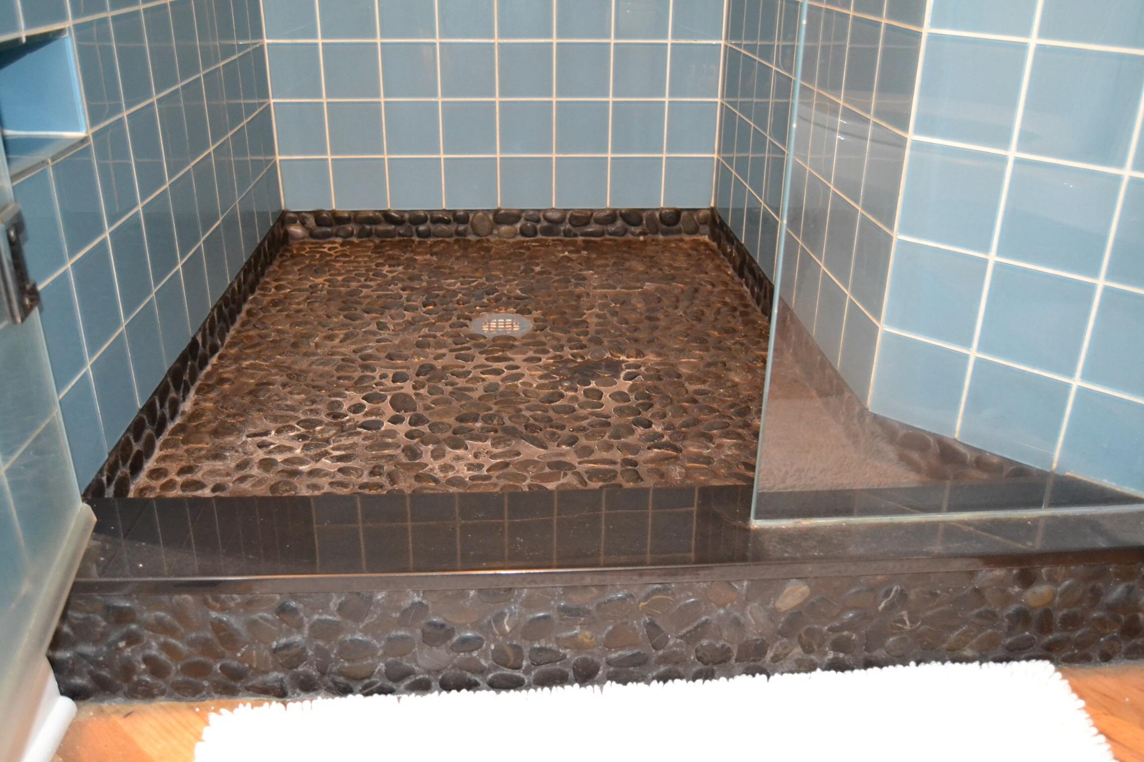 The Grout 'n Tile Tech Photo