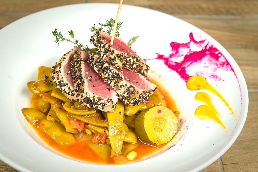 Sesame Crusted Tuna (Lunch)