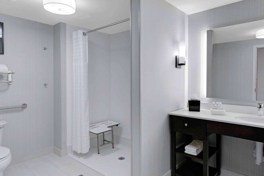 Homewood Suites by Hilton Lansing Eastwood Image