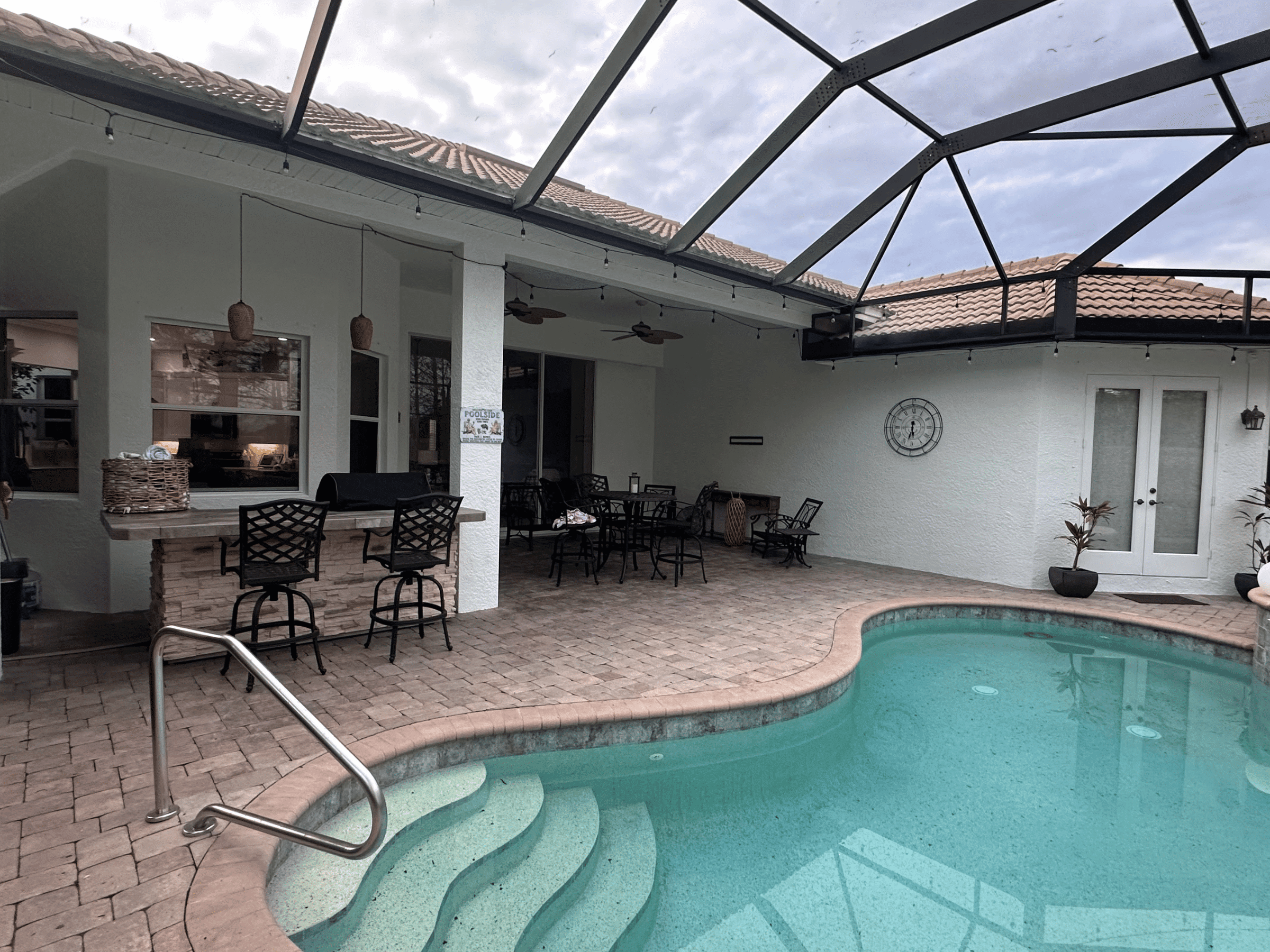 Peach Painting Image