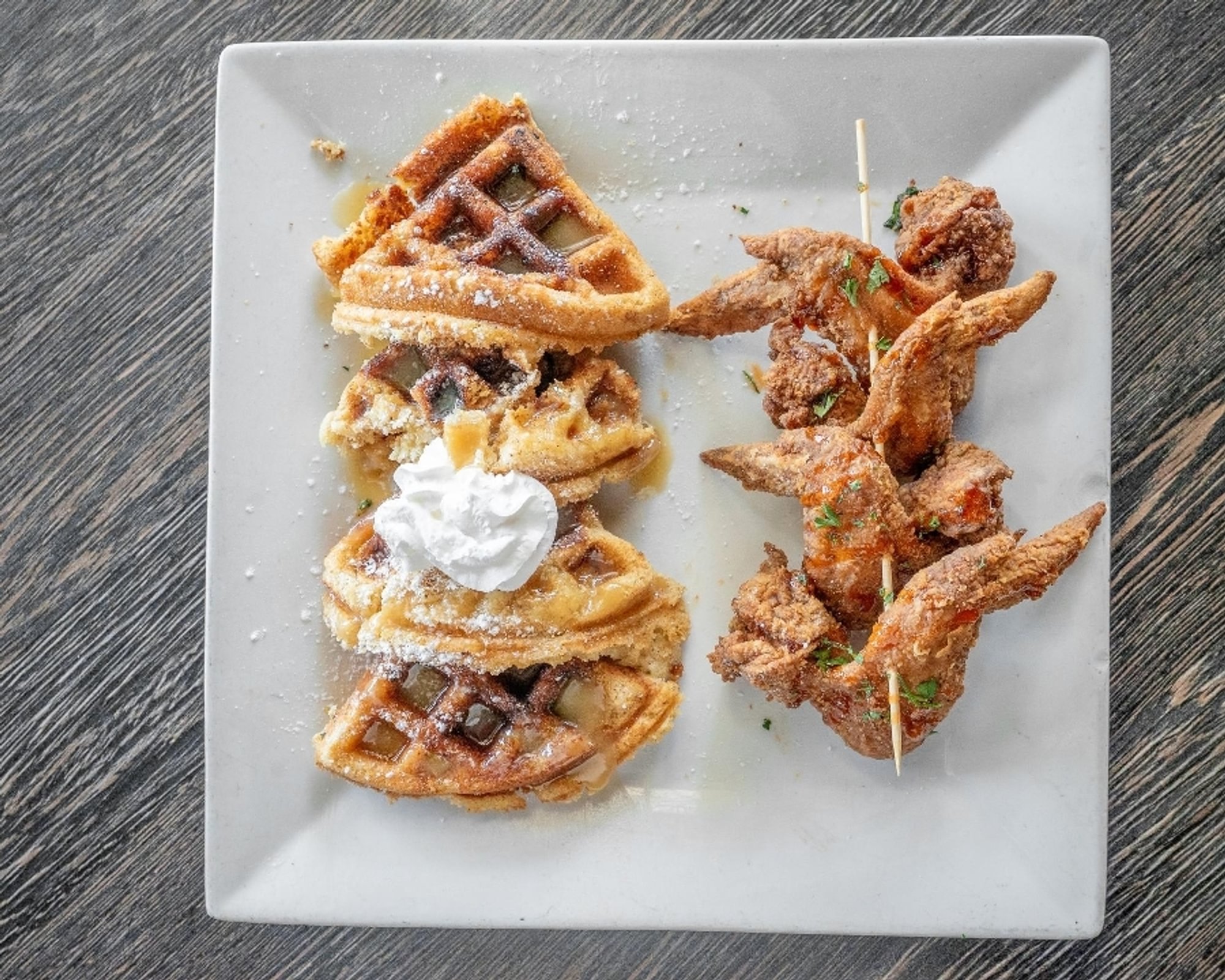 WINGZ N' WAFFLES