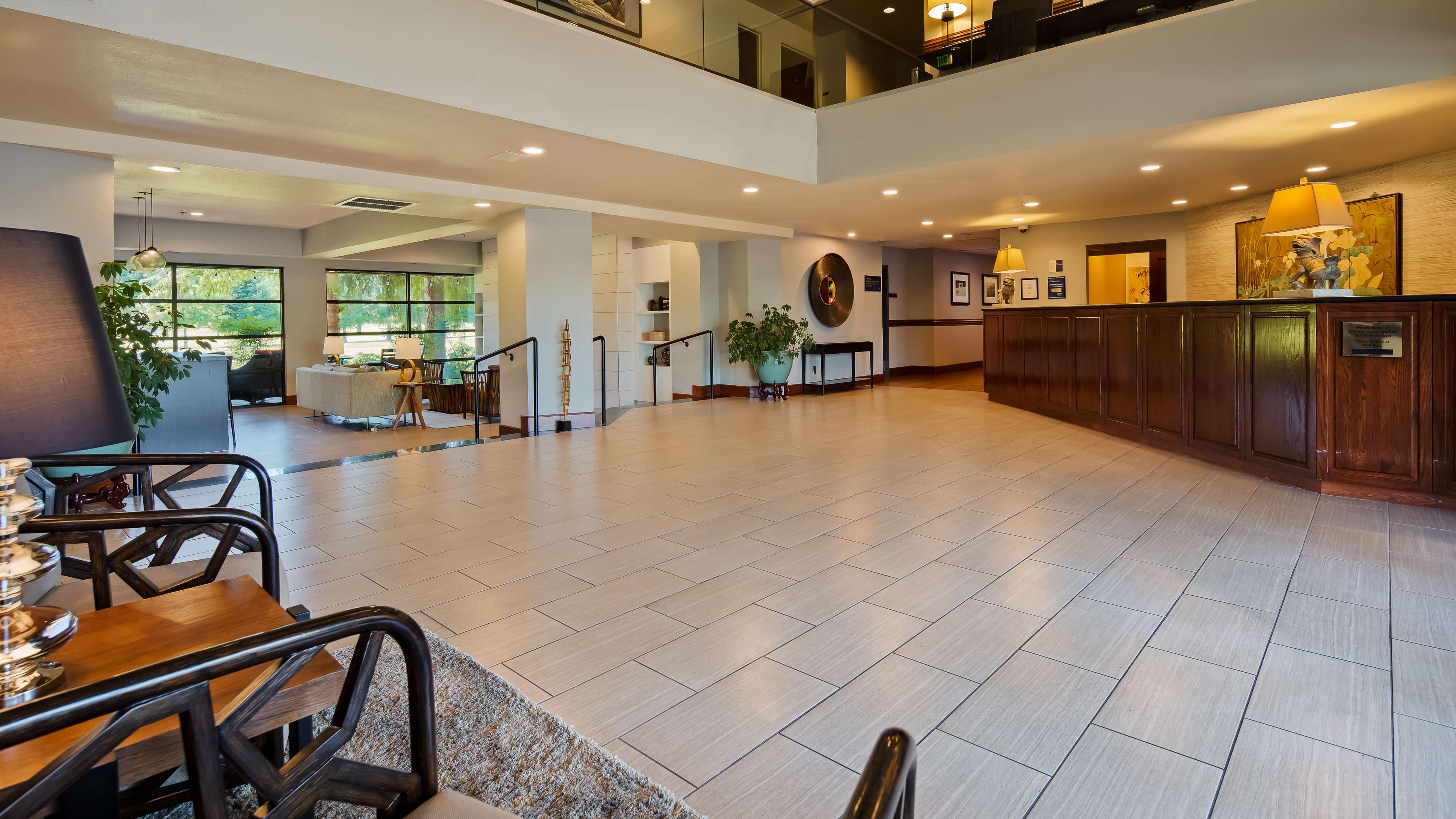 Best Western Plus Plaza by the Green Photo