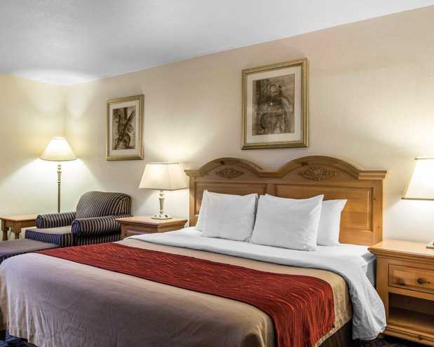 Images Comfort Inn & Suites Sequoia Kings Canyon