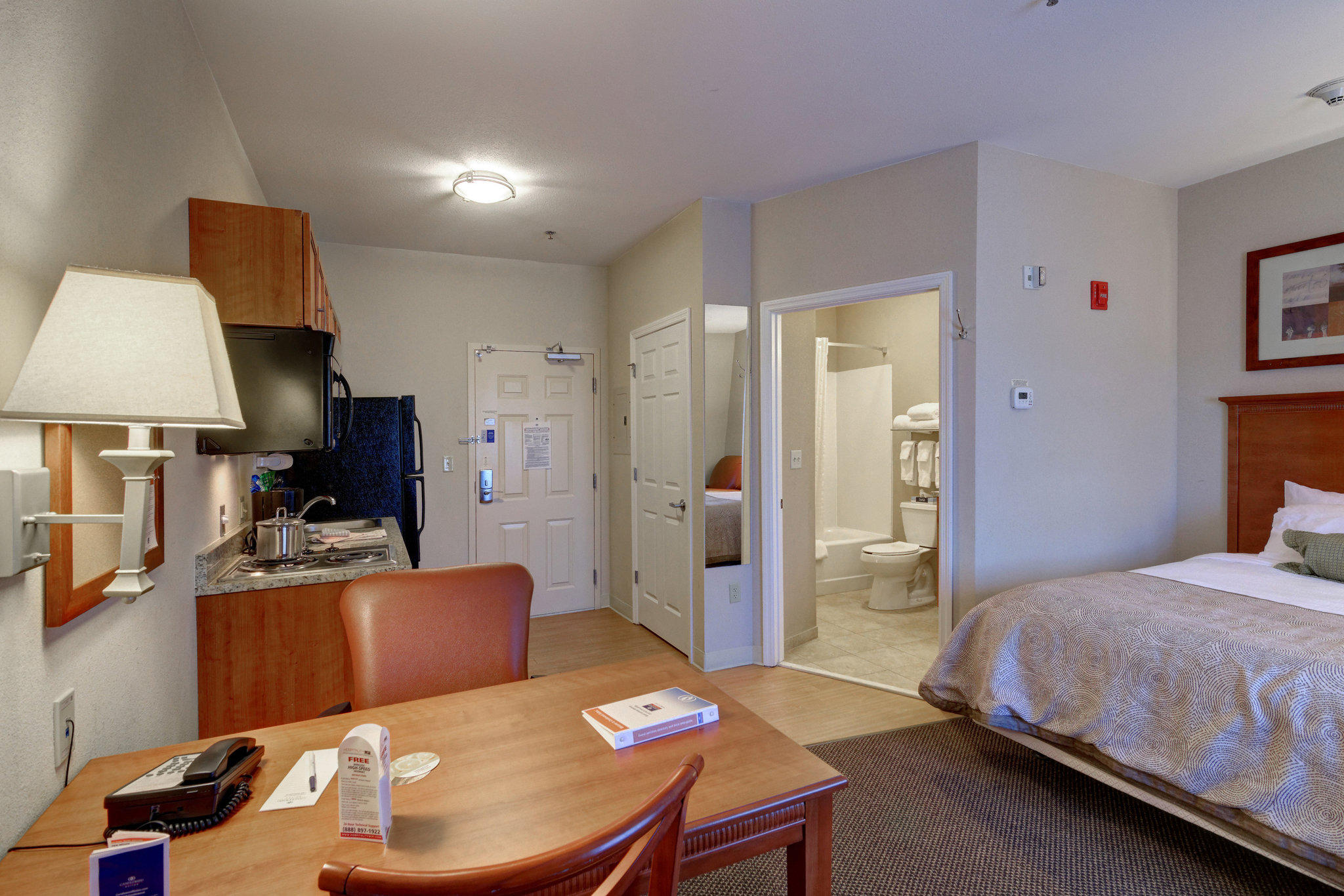 Candlewood Suites Enterprise Photo