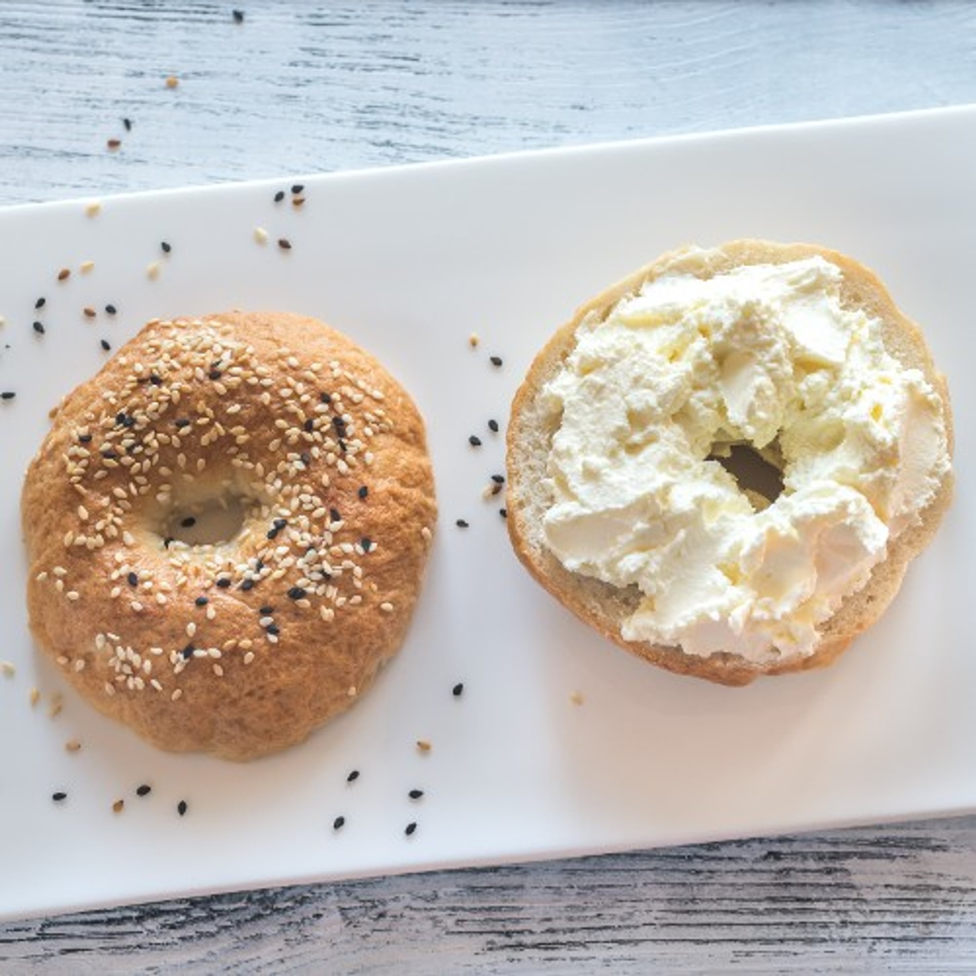 Flagel with Cream Cheese