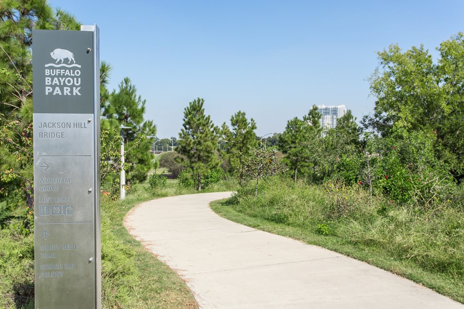 Azure Houston Apartments Photo