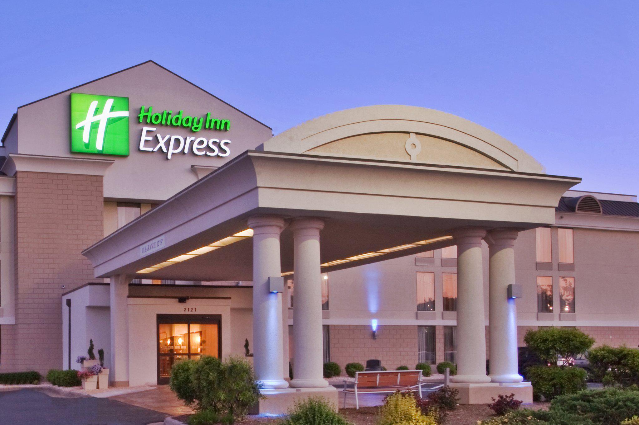 Holiday Inn Express Danville Photo