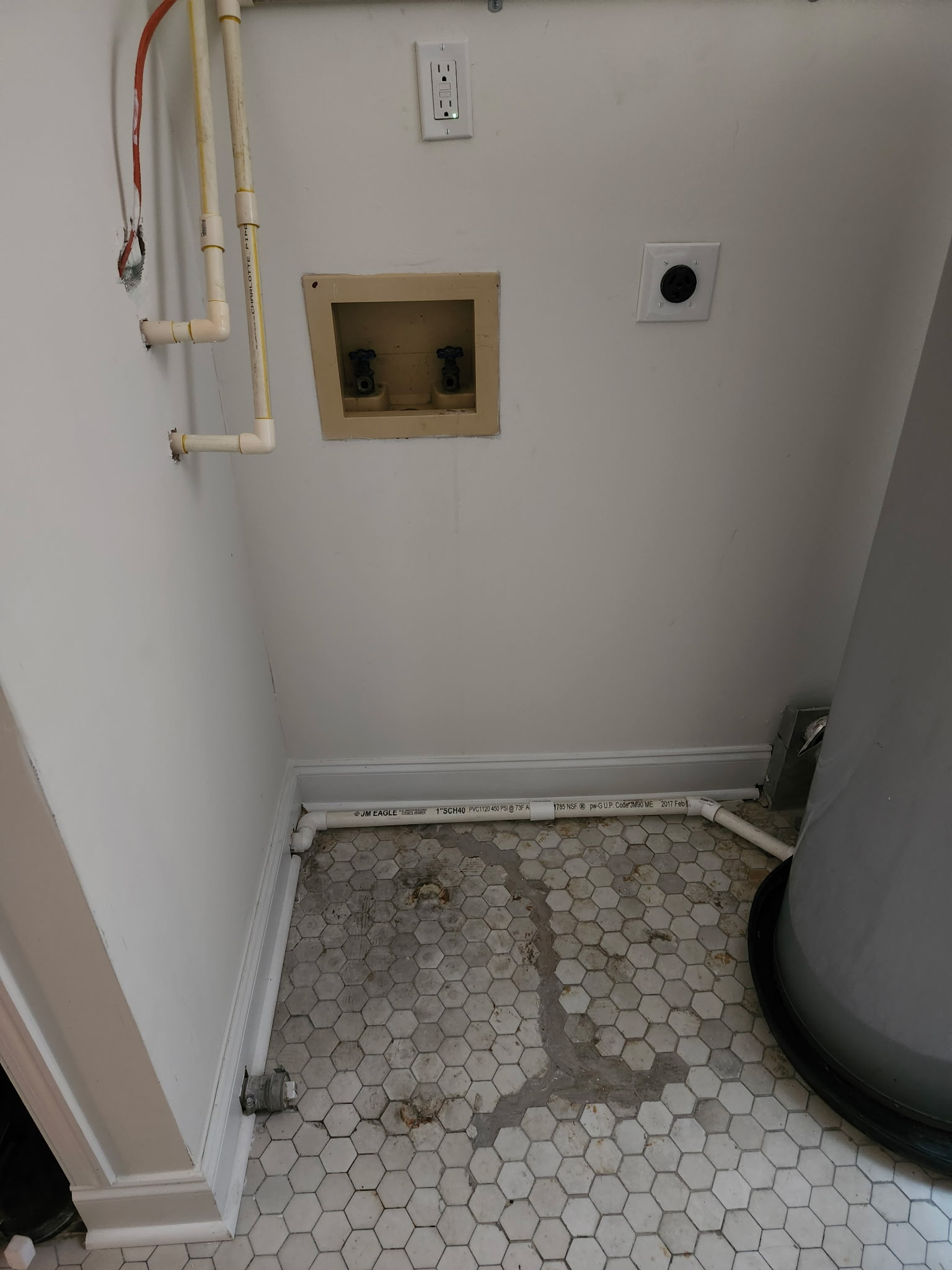 Fluid Plumbing & Heating LLC Image