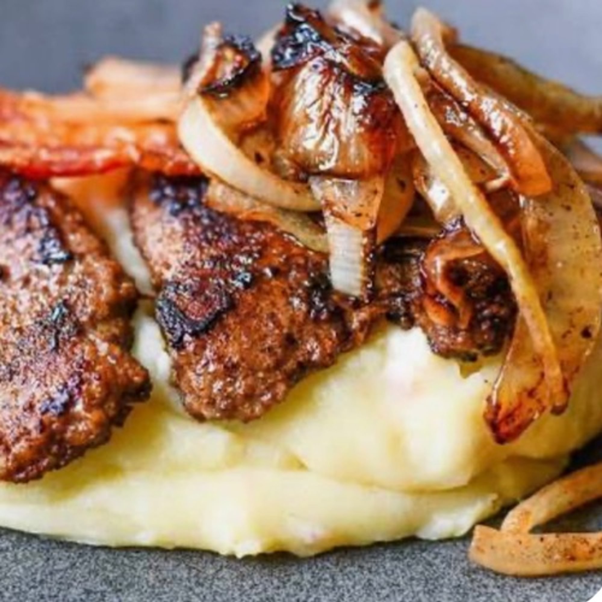 LIVER WITH BACON & ONIONS
