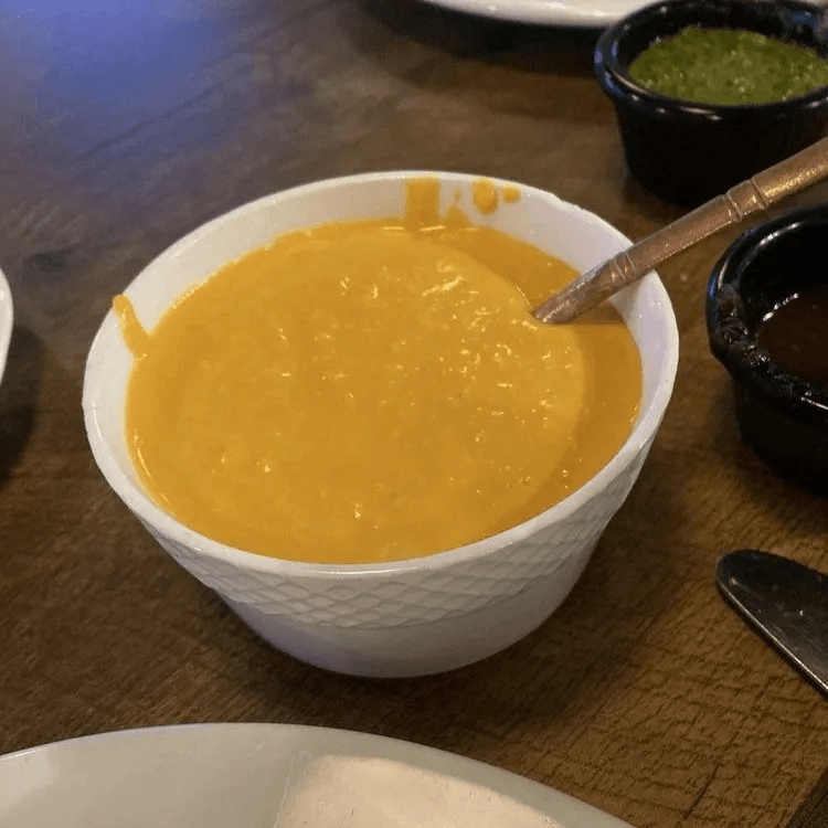 Homemade Garlic Hummus
