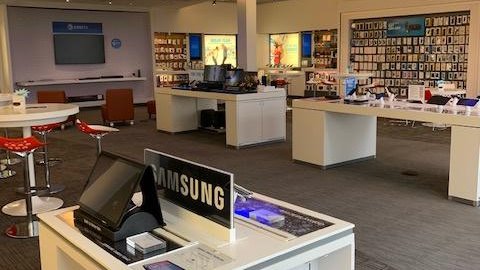 AT&T Store Photo