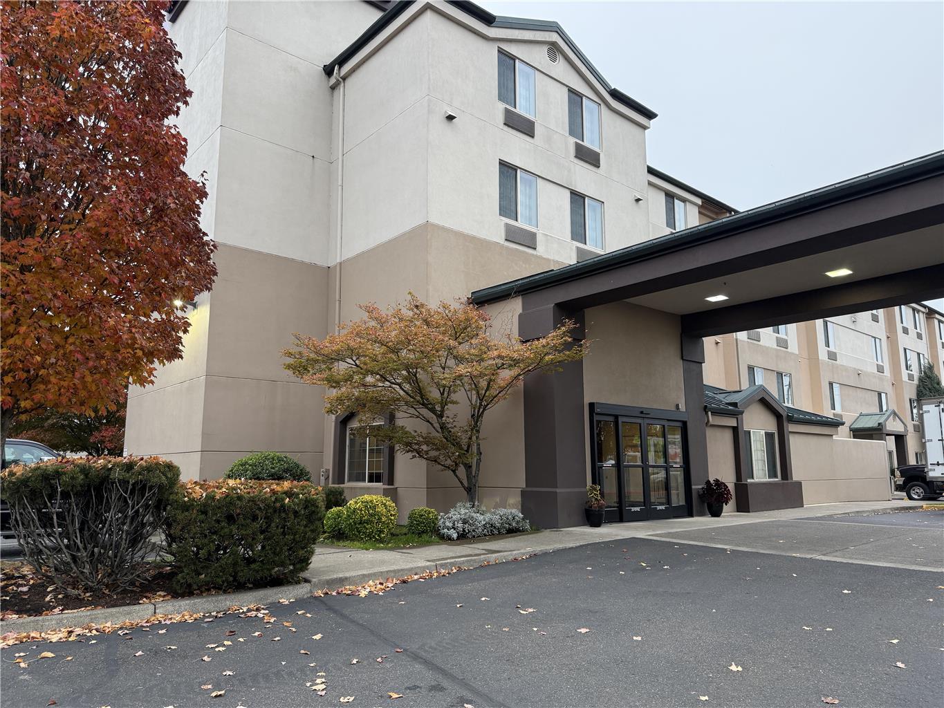SureStay by Best Western Roseburg Image