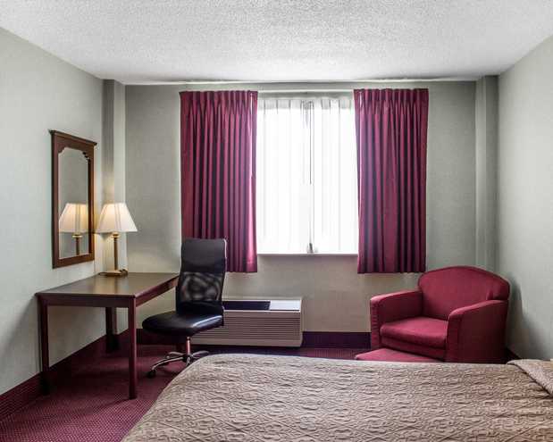 Images Quality Inn & Conference Center