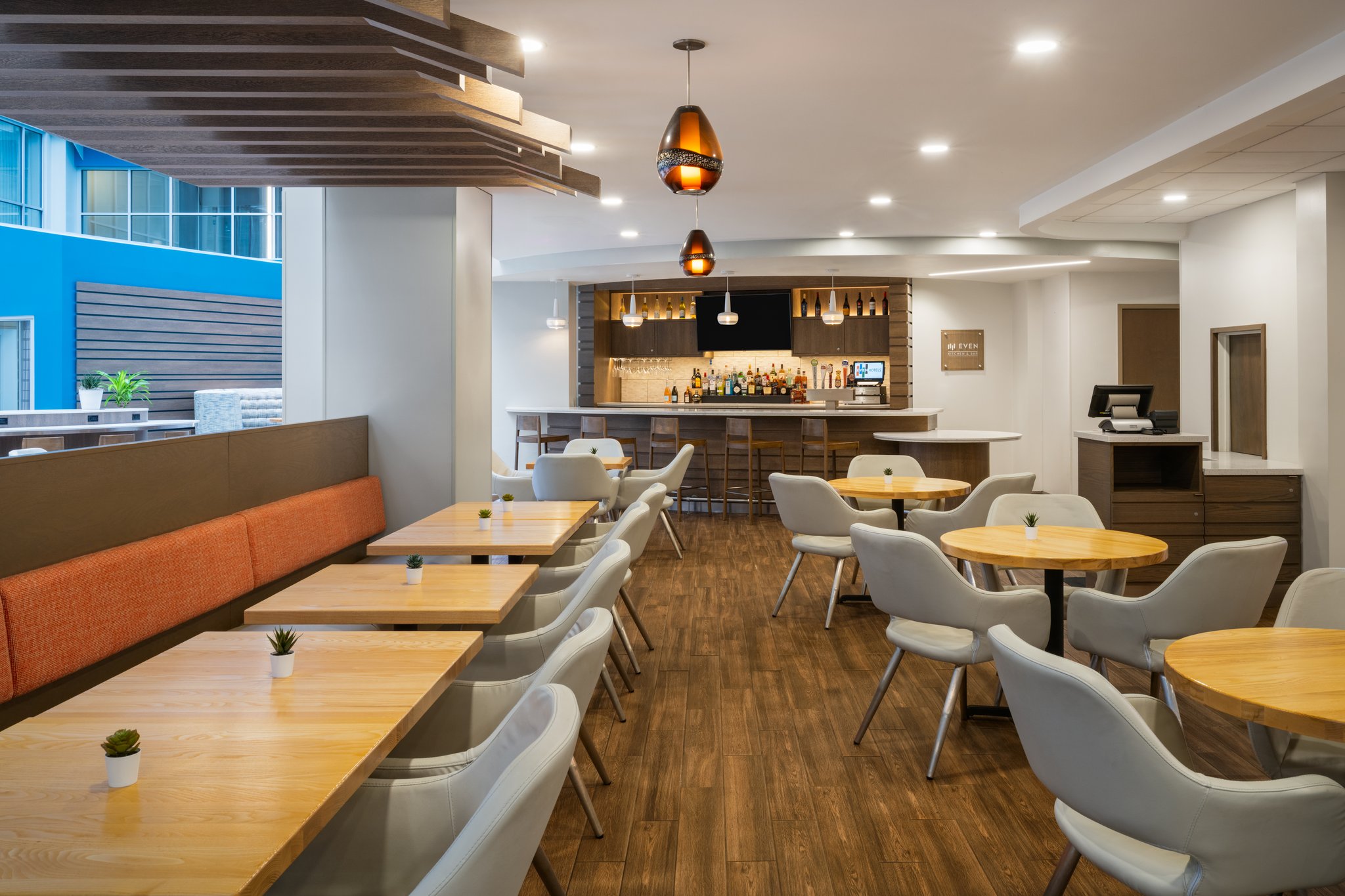 EVEN Hotel Pittsburgh Downtown by IHG Image