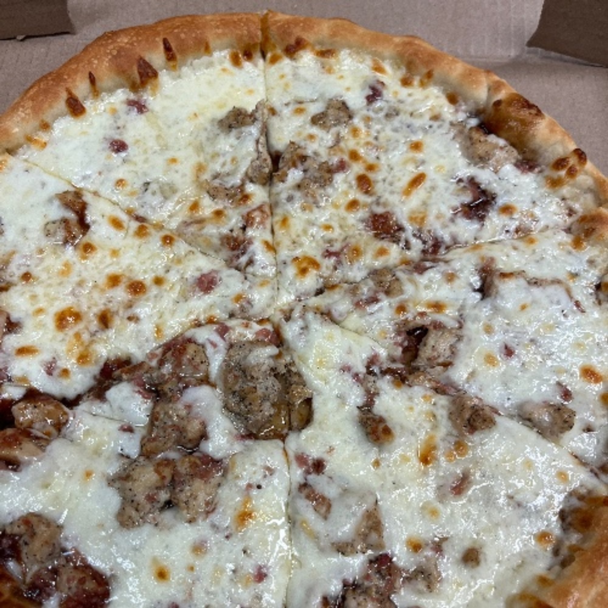 Steak or Chicken Pizza