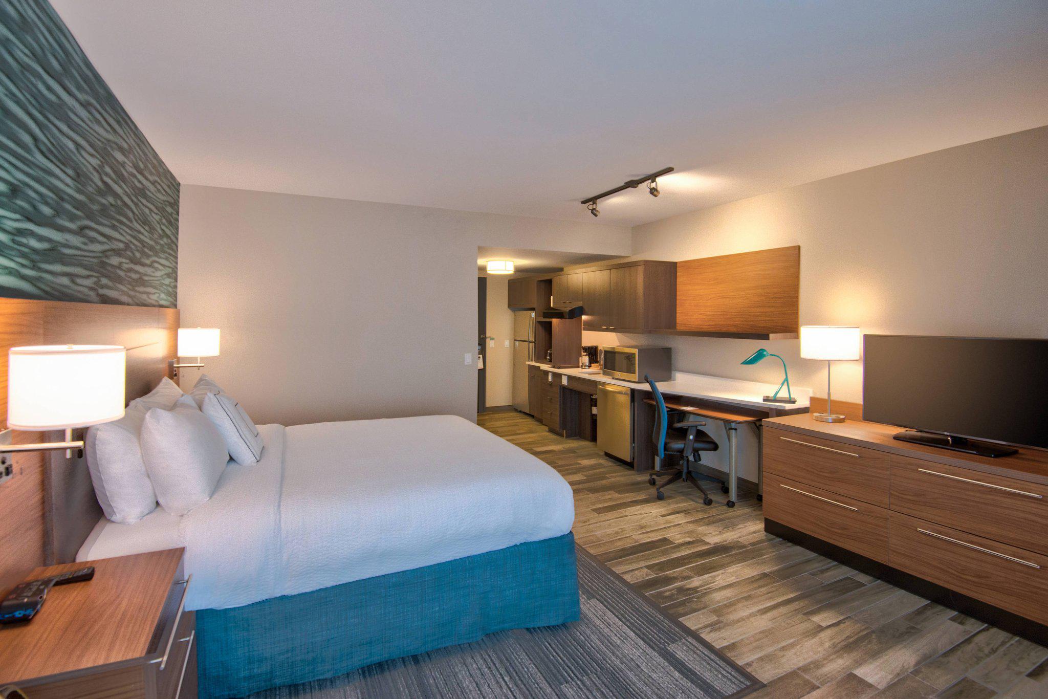 TownePlace Suites by Marriott Miami Airport Photo