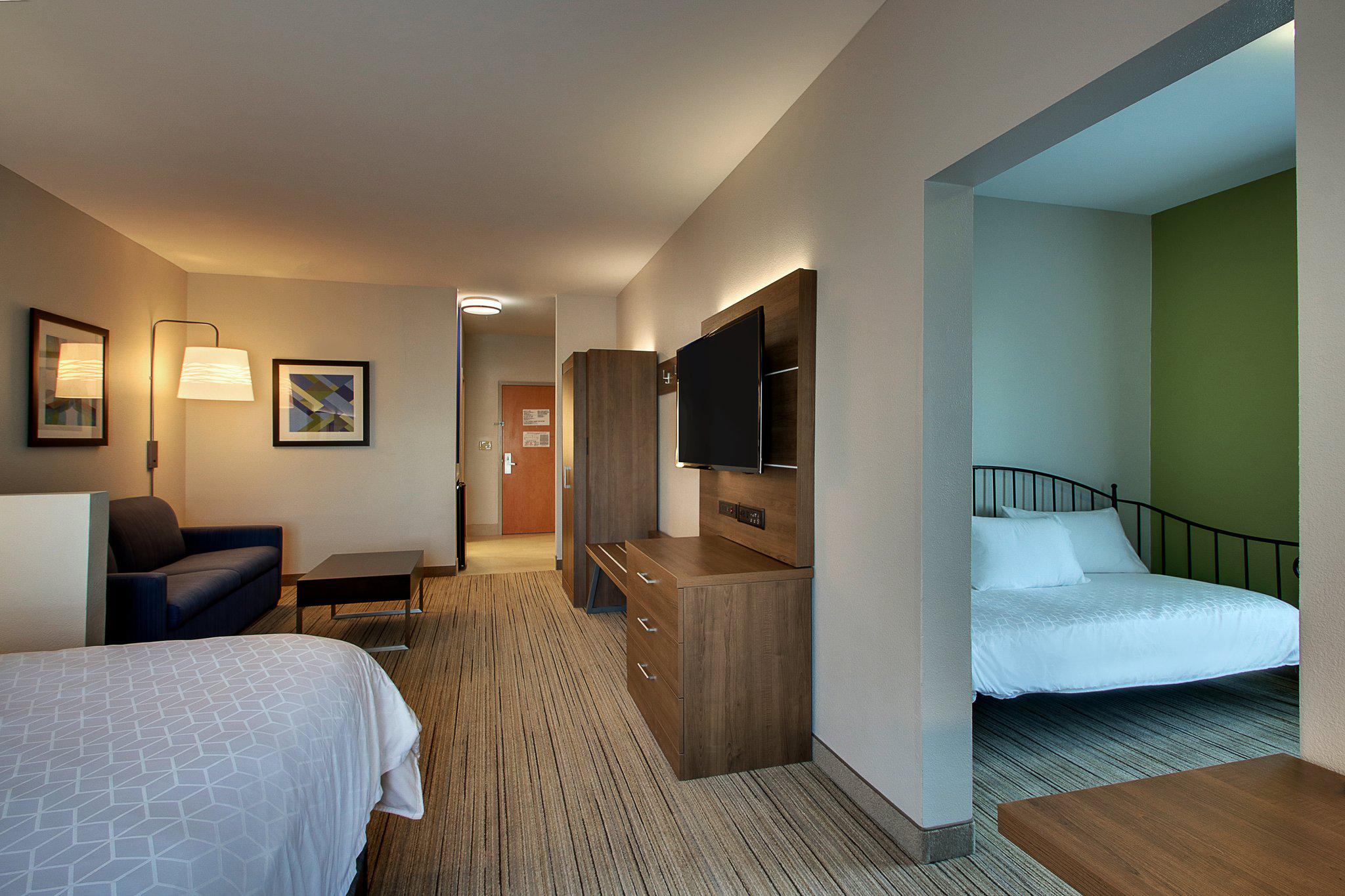 Holiday Inn Express & Suites Atlanta NW - Powder Springs Photo