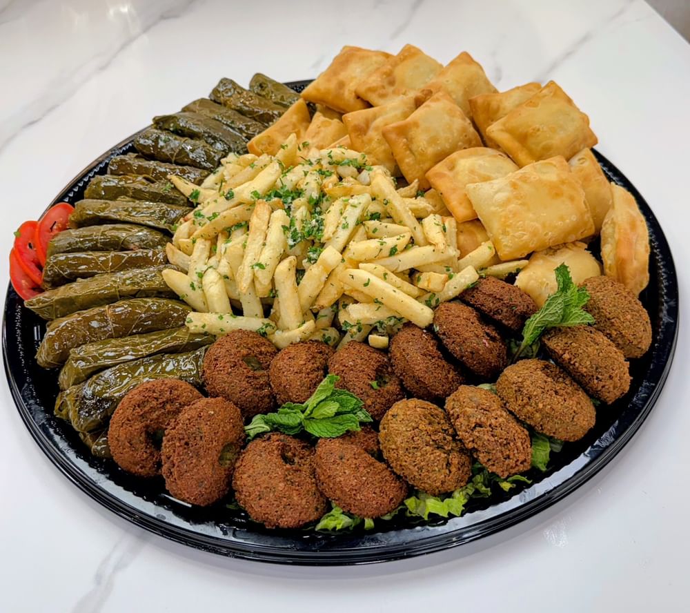 Vegetarian Tray (Serves 8-10)