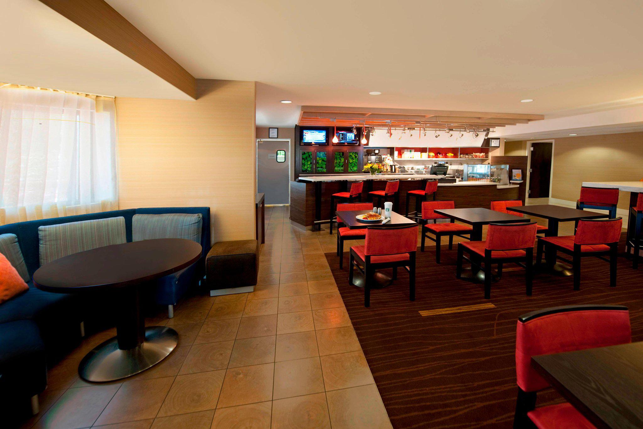 Courtyard by Marriott Winston-Salem University Photo