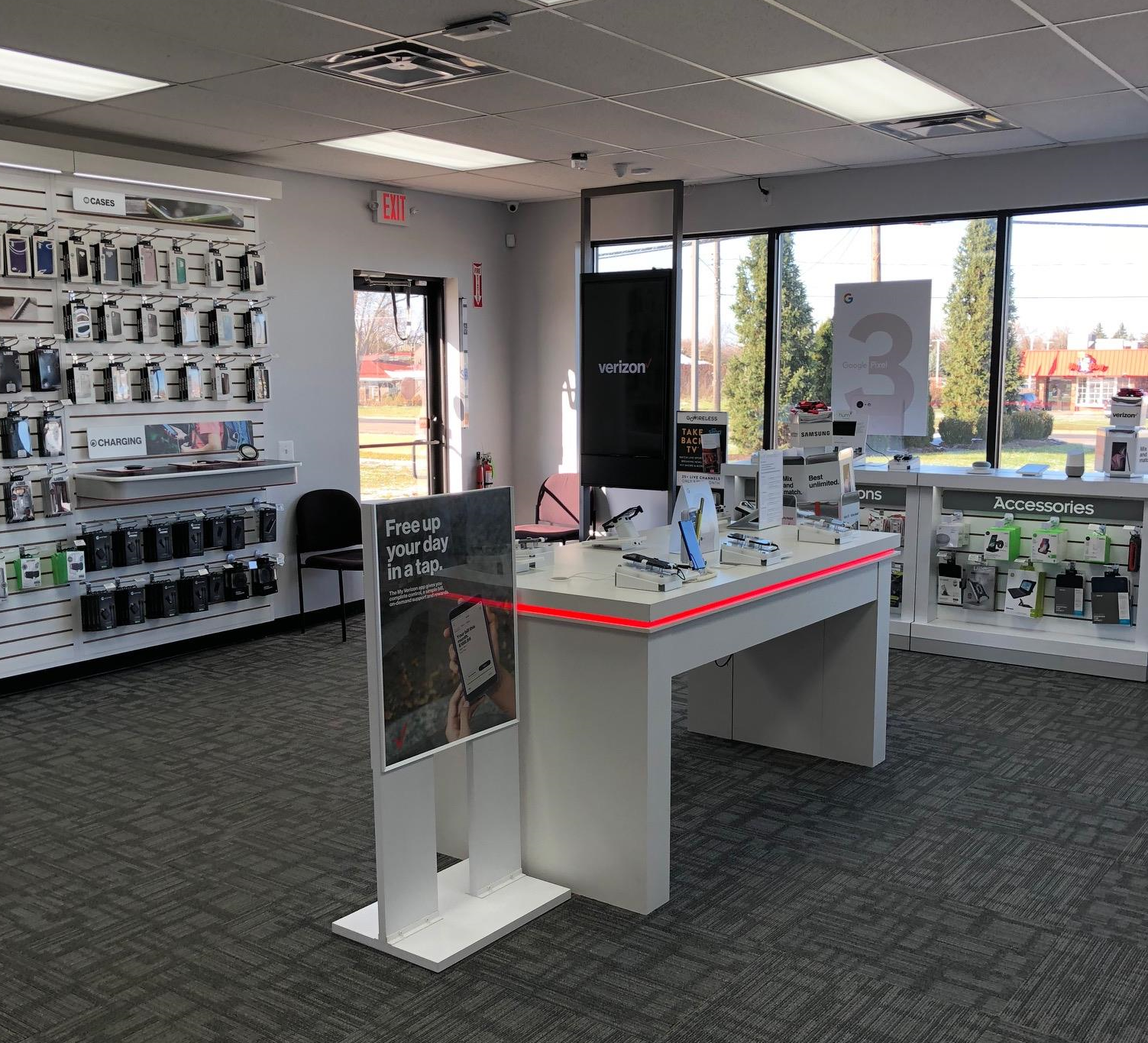 Verizon Authorized Retailer – GoWireless Photo