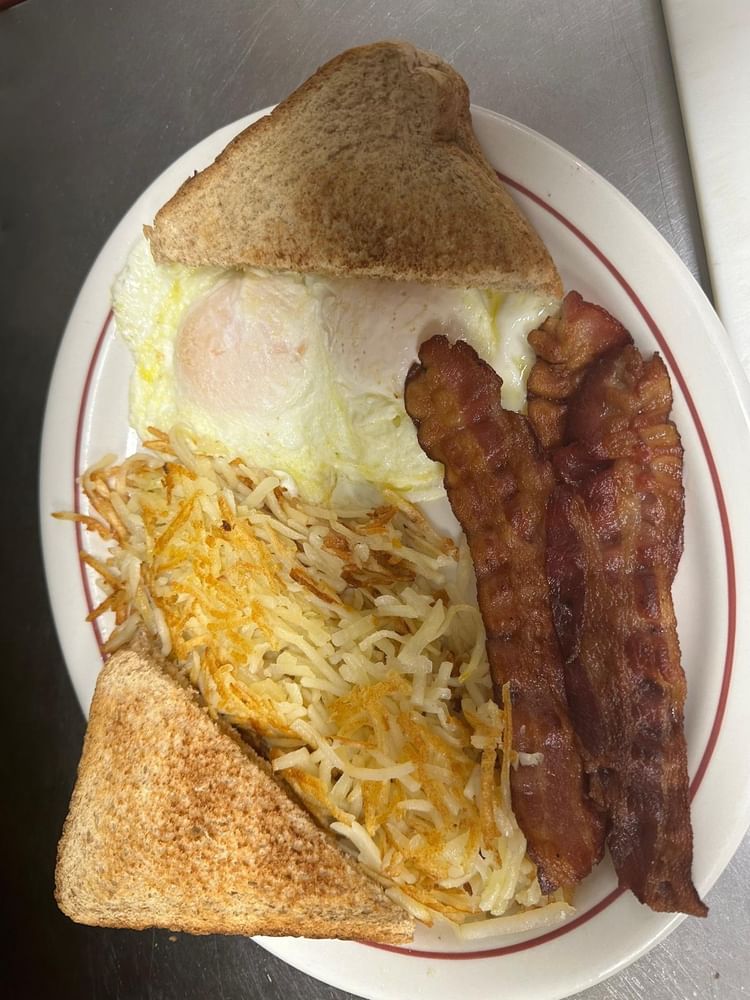 Eggs with Bacon, Sausage or Ham and Toast