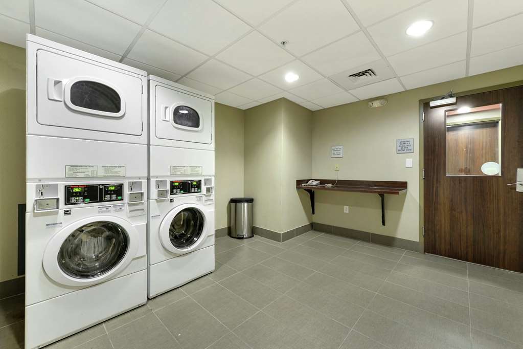 Hampton Inn & Suites Gulfport I-10 Image