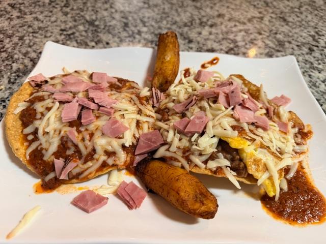 Huevos Motuleños
