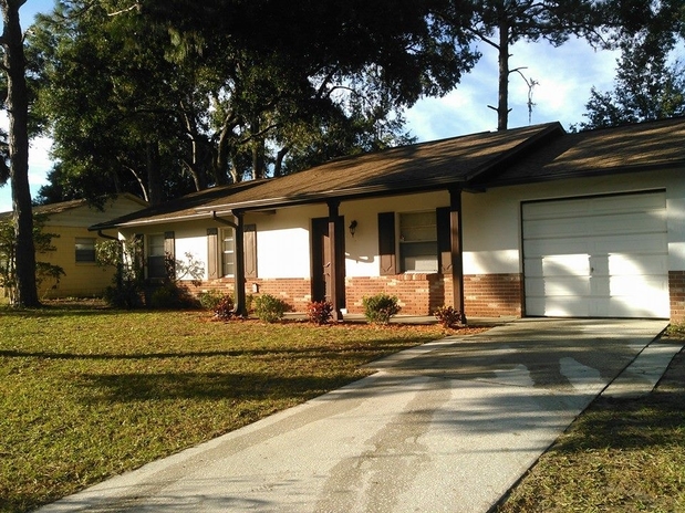 Images Ground Control Fence Installation & Pressure Washing