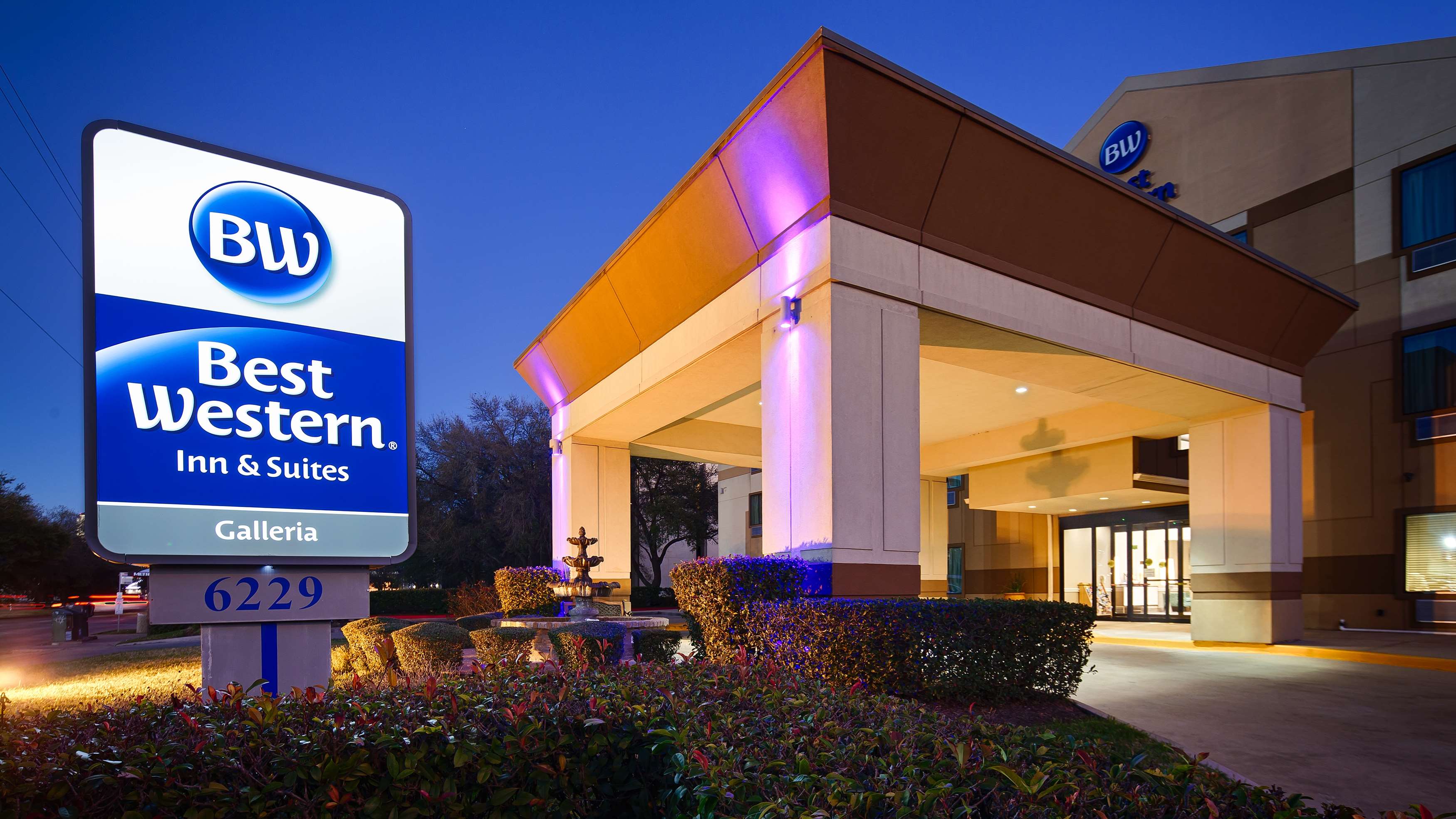 Best Western Galleria Inn & Suites Photo