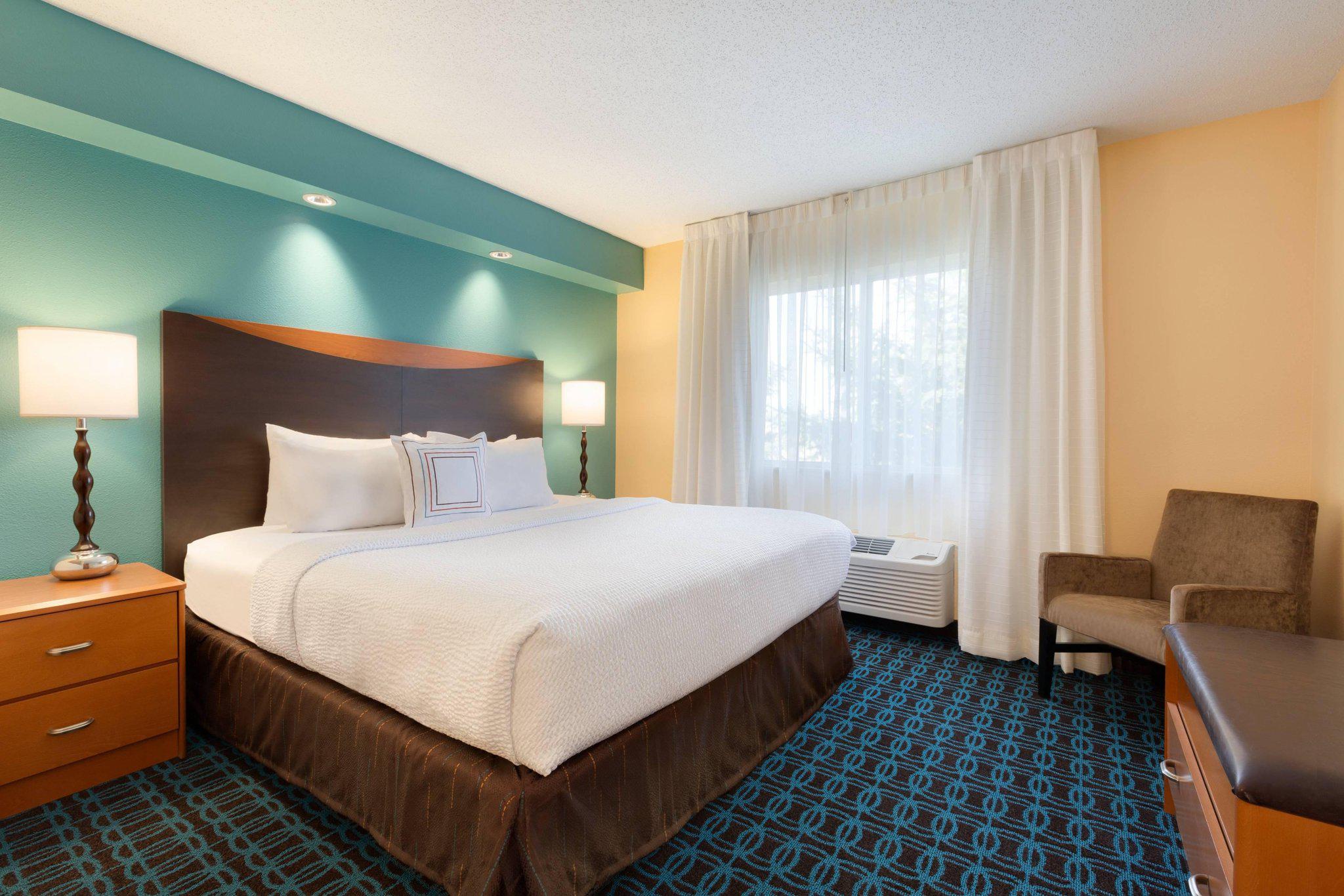 Fairfield Inn & Suites by Marriott Bismarck North Photo