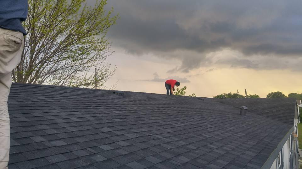 Flores Roofing & Construction Image