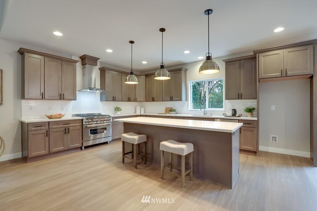 Pacific Coast Renovations Image