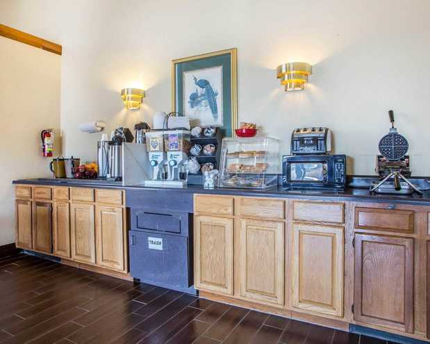 Images Econo Lodge