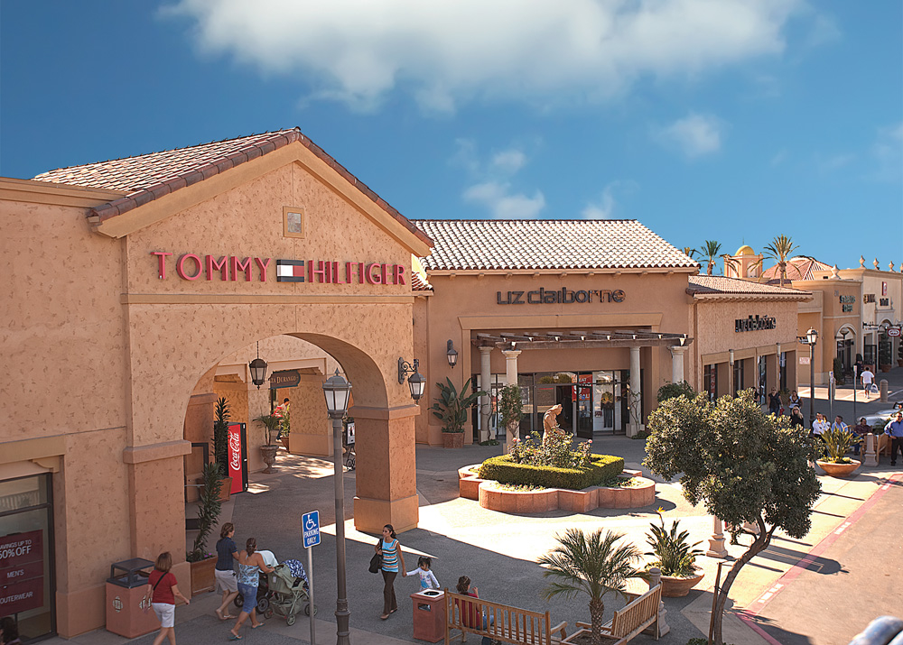 Las Americas Premium Outlets - Outlet Mall - San Diego, CA 92173