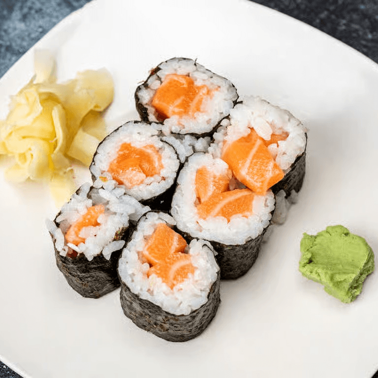 Sake Maki (6 Pieces)