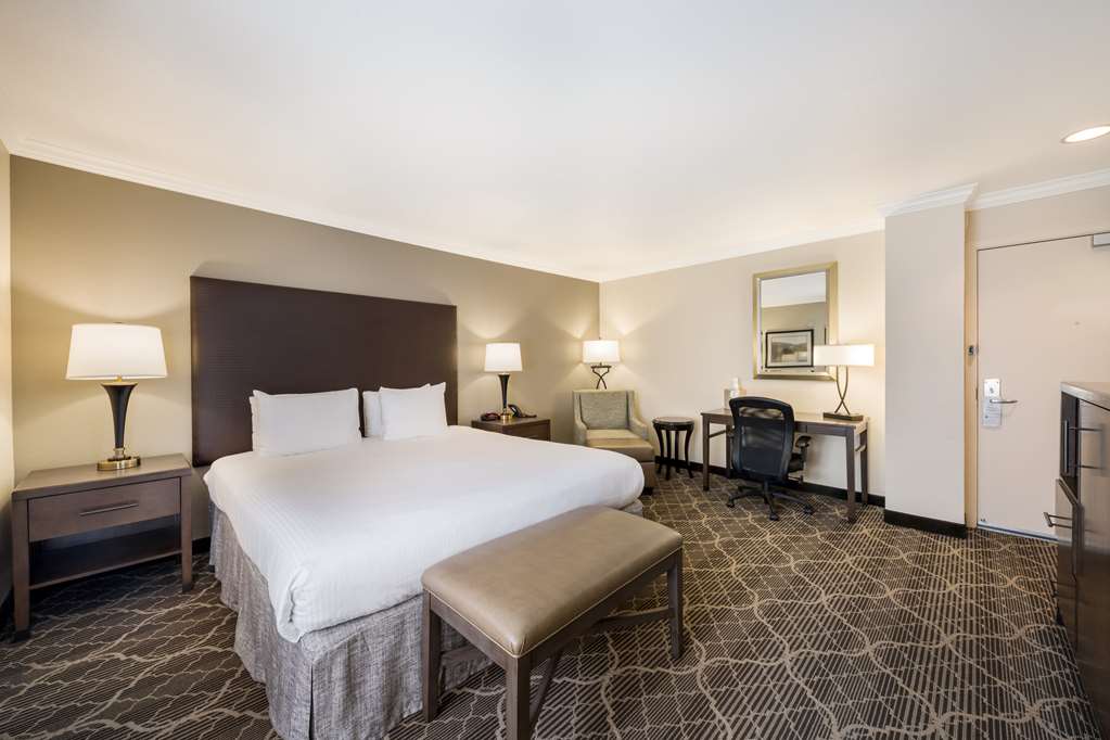 Best Western Danville Sycamore Inn Image