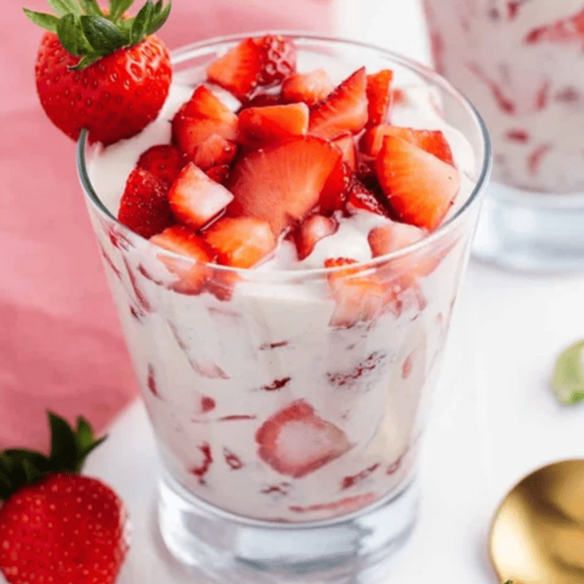 Strawberries and Cream Cups (New) Best Seller !!!