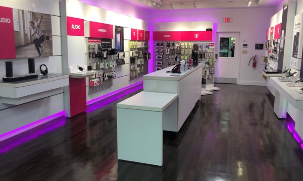 Cell Phones Plans And Accessories At T Mobile 7900 Shelbyville