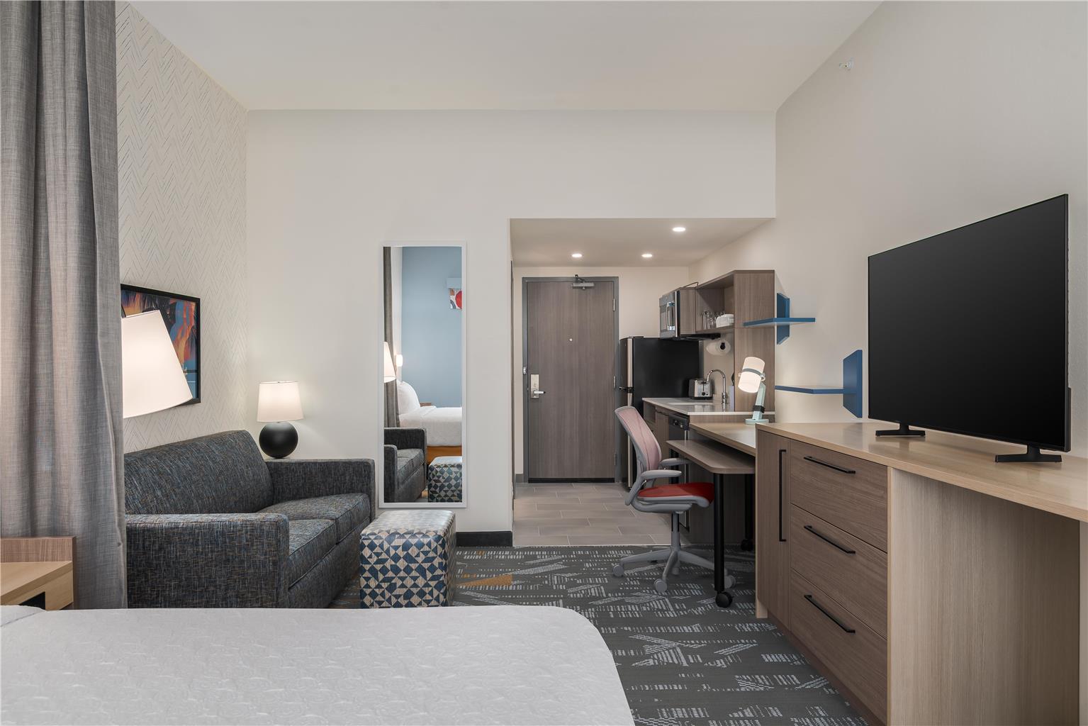 Home2 Suites by Hilton Riverview Tampa Image