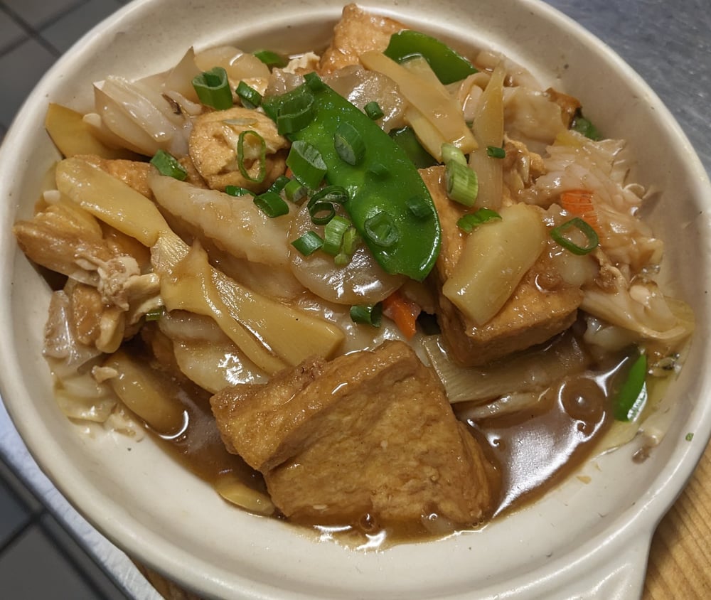 S12 海鲜豆腐煲/Seafood Tofu Claypot