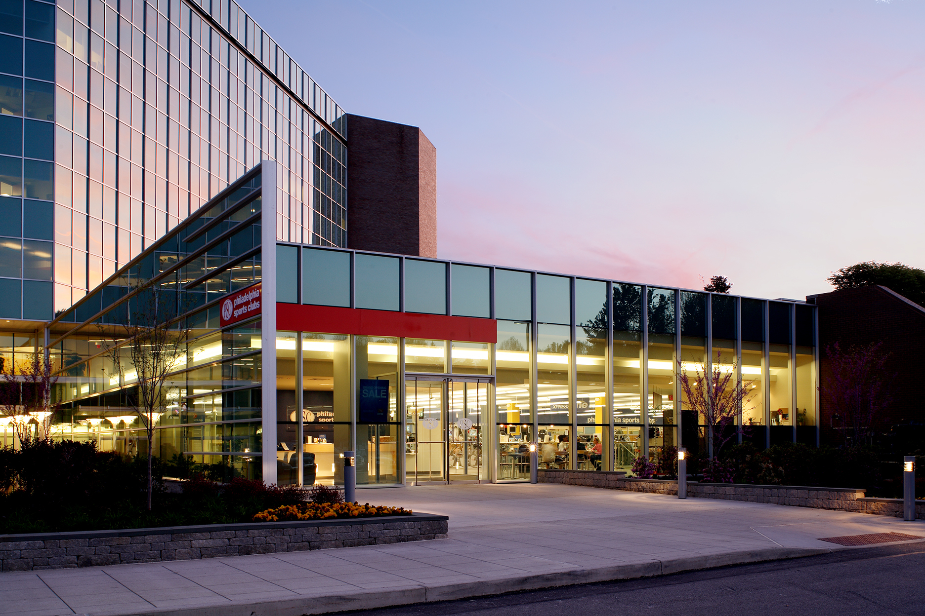 Philadelphia Sports Clubs in Strafford, PA (610) 6883...