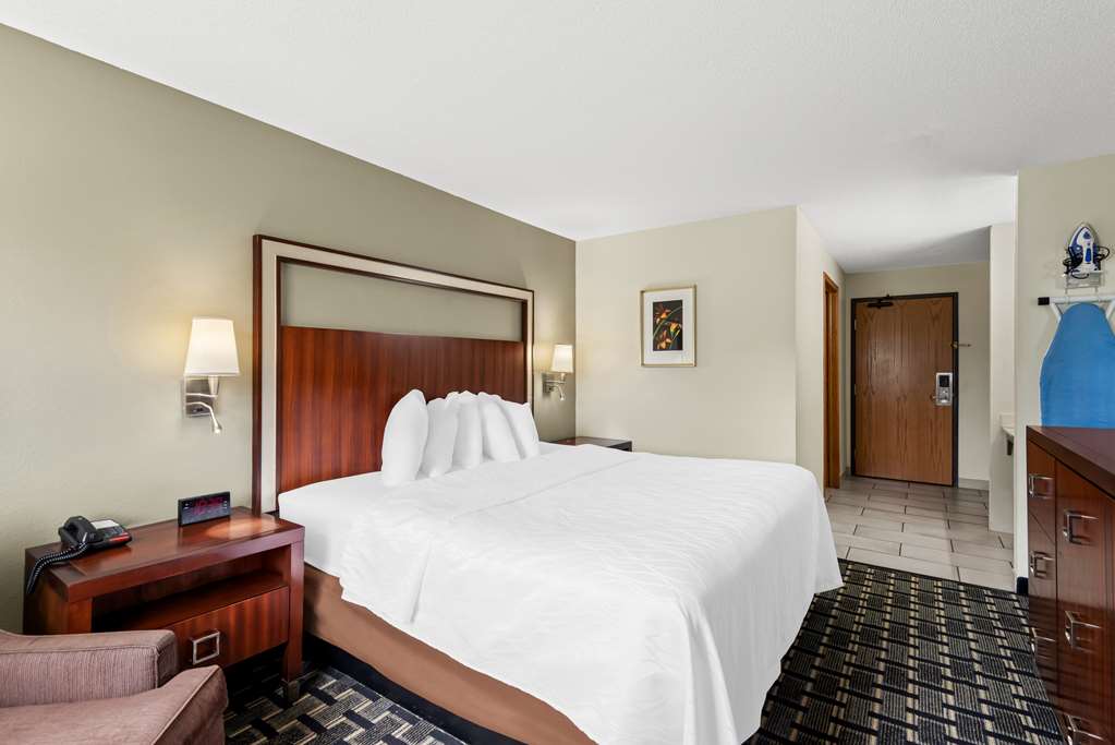 SureStay by Best Western Manchester Image