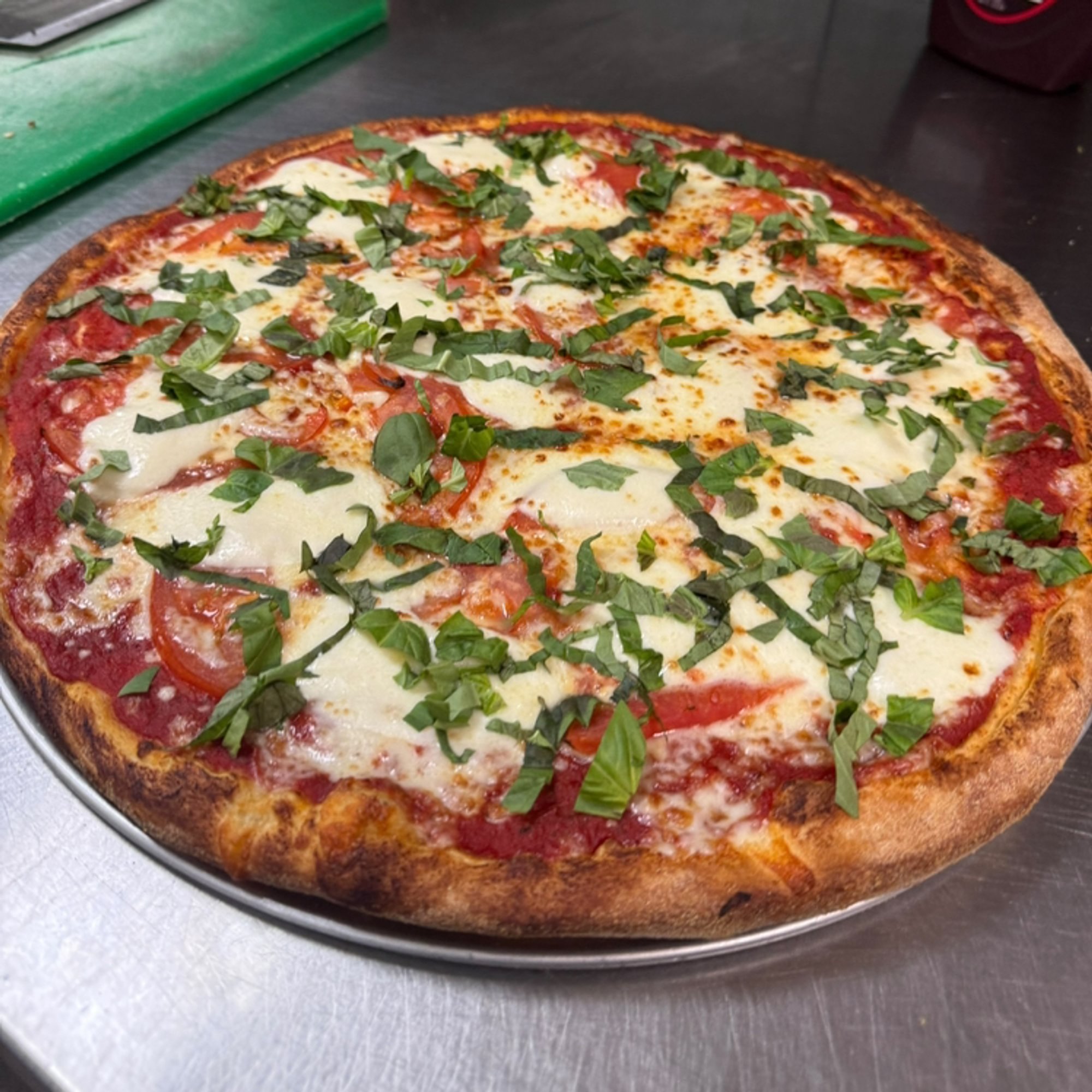 18" Margarita Pizza