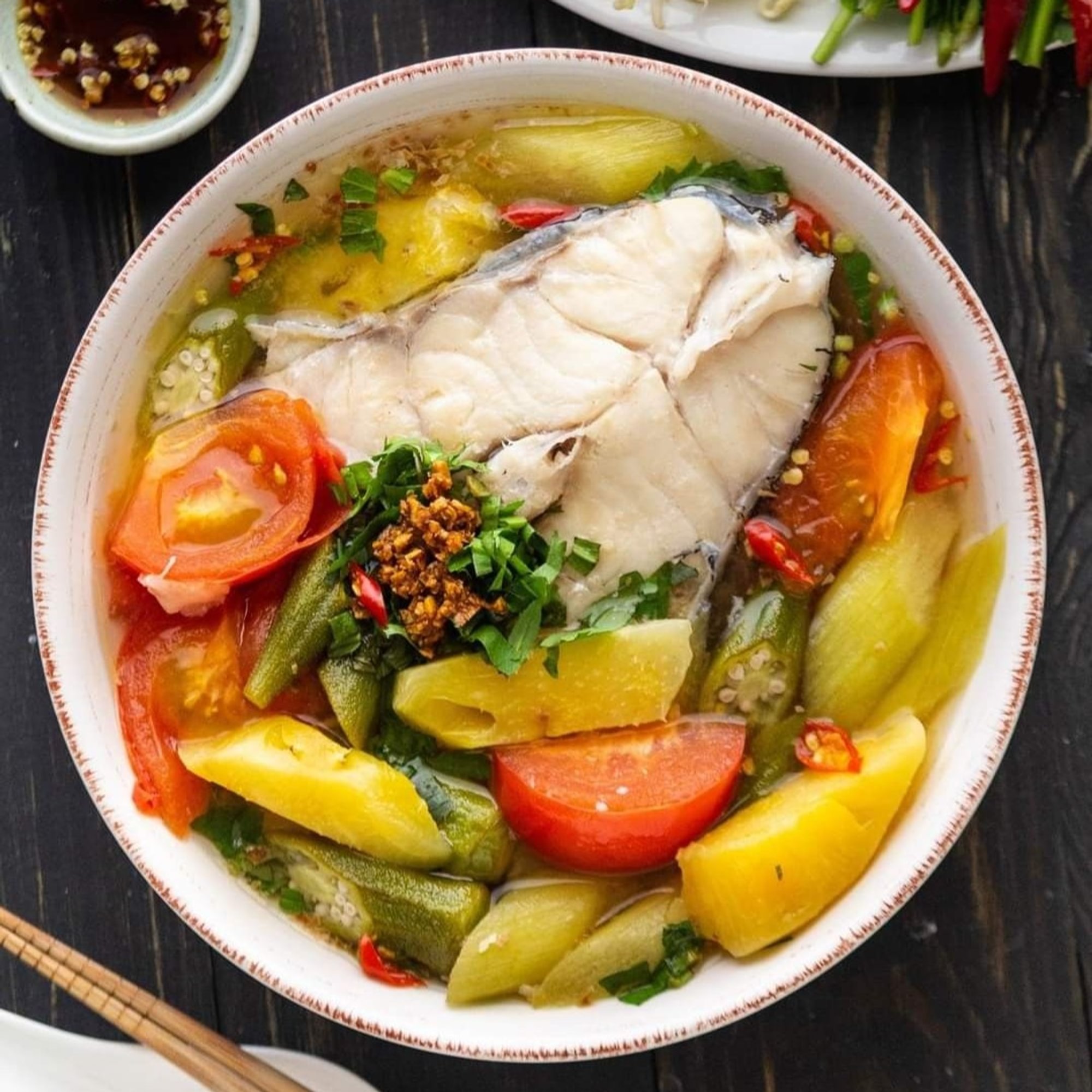 Vietnamese Sweet & Sour Fish Soup / Canh Chua Cá (Bông Lau Hoặc Cá Hồi)