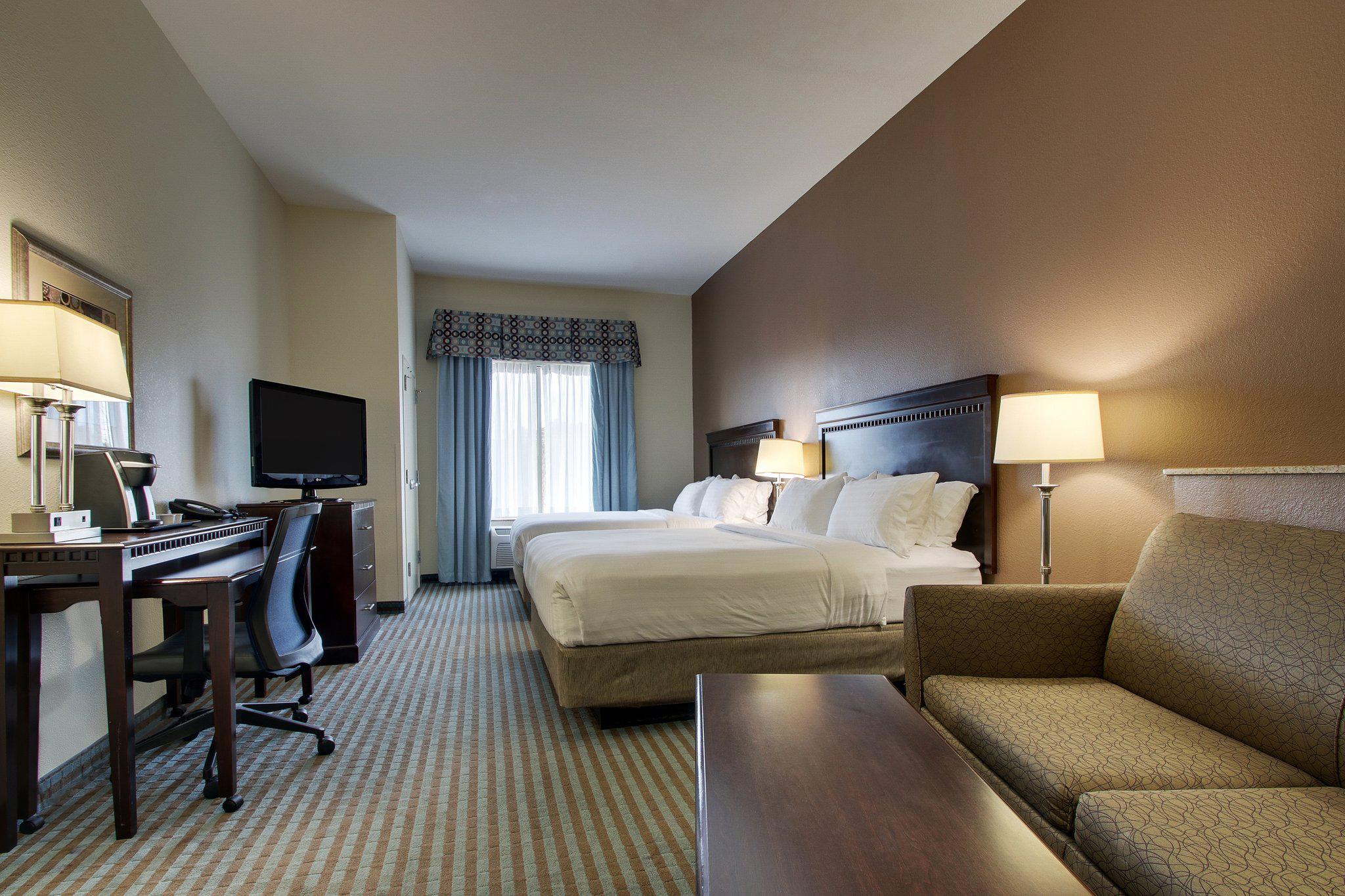 Holiday Inn Express Leland - Wilmington Area Photo