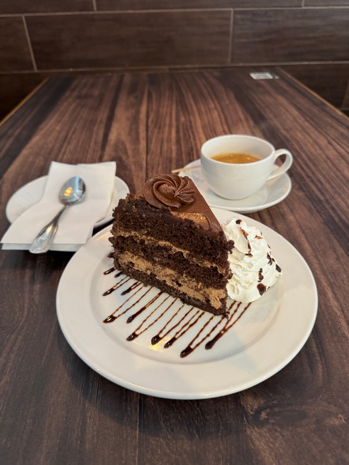 CHOCOLATE CAKE