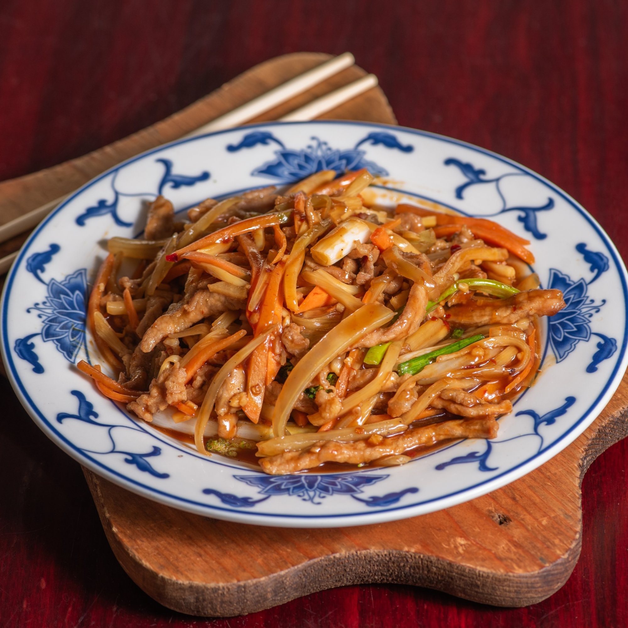 47. Shredded pork with garlic sauce