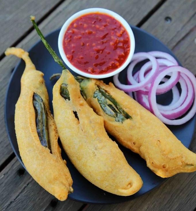 Mirchi Bajji - 4 pcs